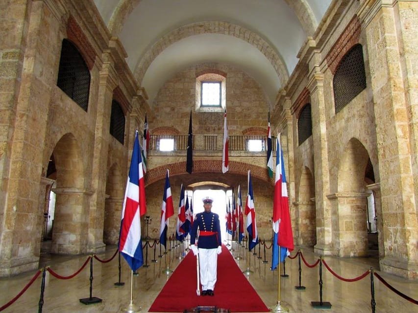 Historical Walk, Discover the Colonial Zone - Image 9