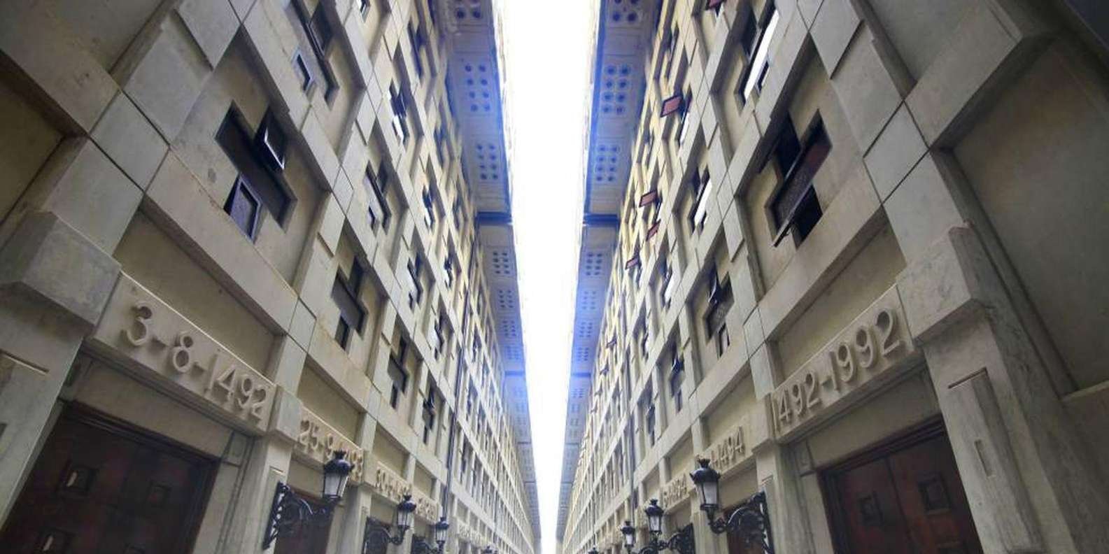 Three Eyes Park and Colon Lighthouse Experience - Image 4