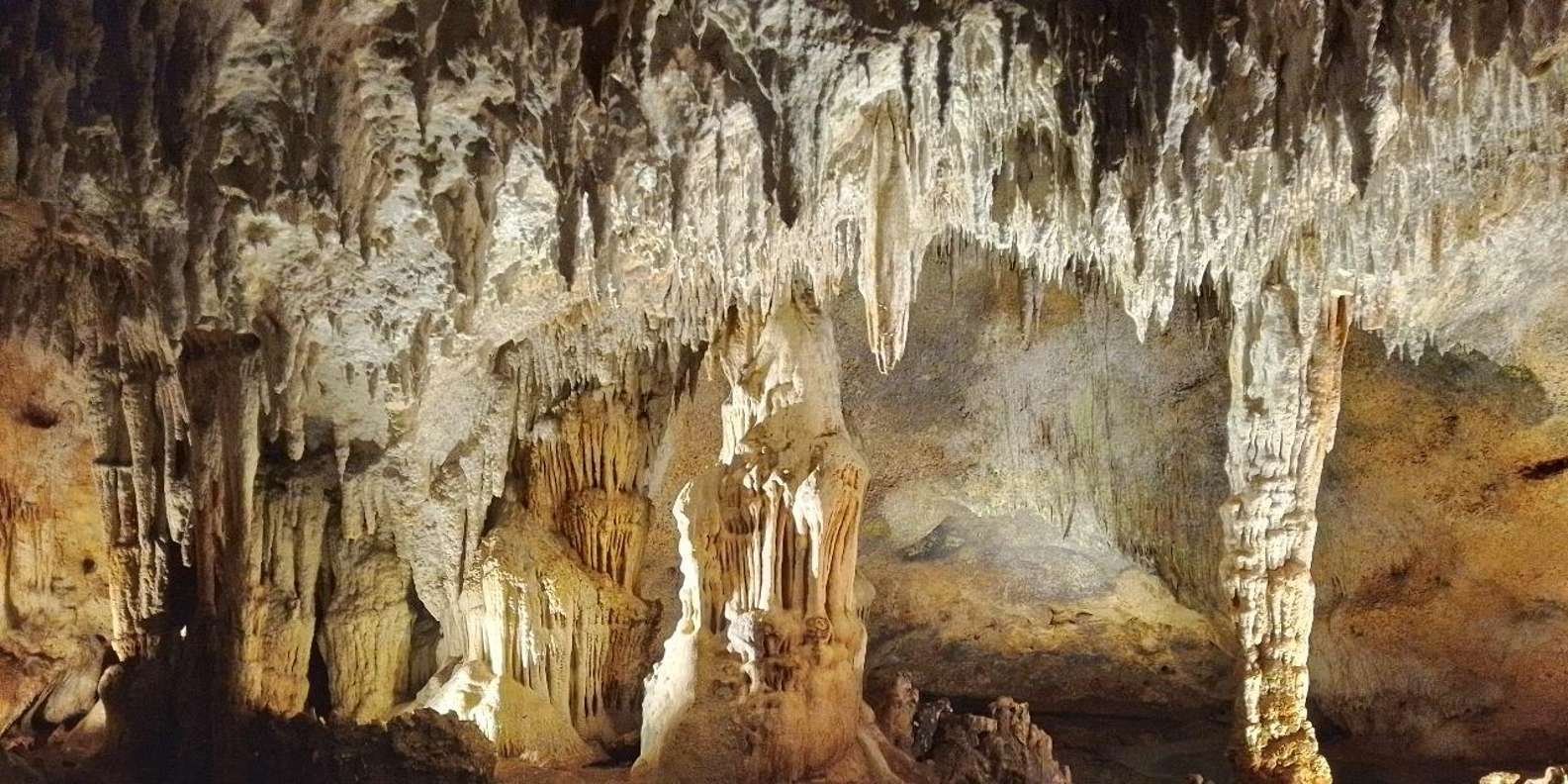 Punta Cana: Cuevas de las Maravillas and Altos de Chavón - Image 5